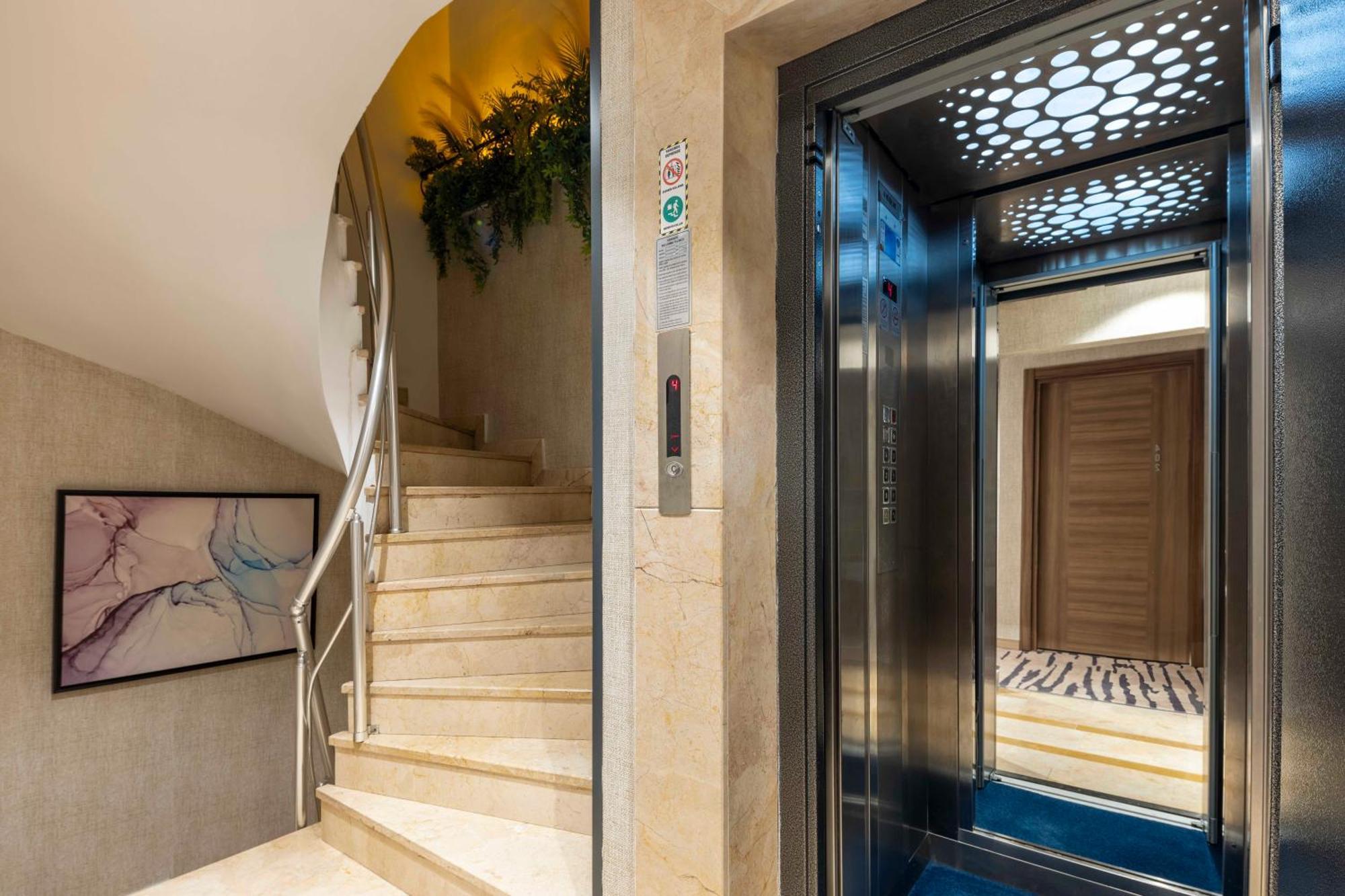 Hotel The Capri Osmanbey Istanboel